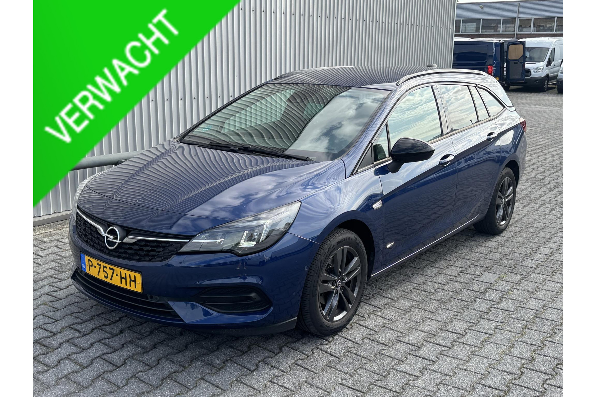 Opel Astra Sports Tourer 1.2 Design & Tech*NAVI*ECC*CRUISE*HAAK*CAMERA*TEL*